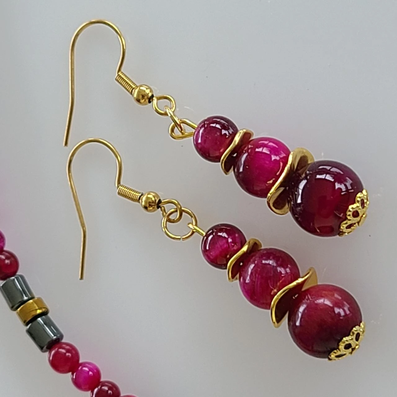 Conjunto collar y pendientes de ojo de tigre teñido rosa PA590 – photo 2
